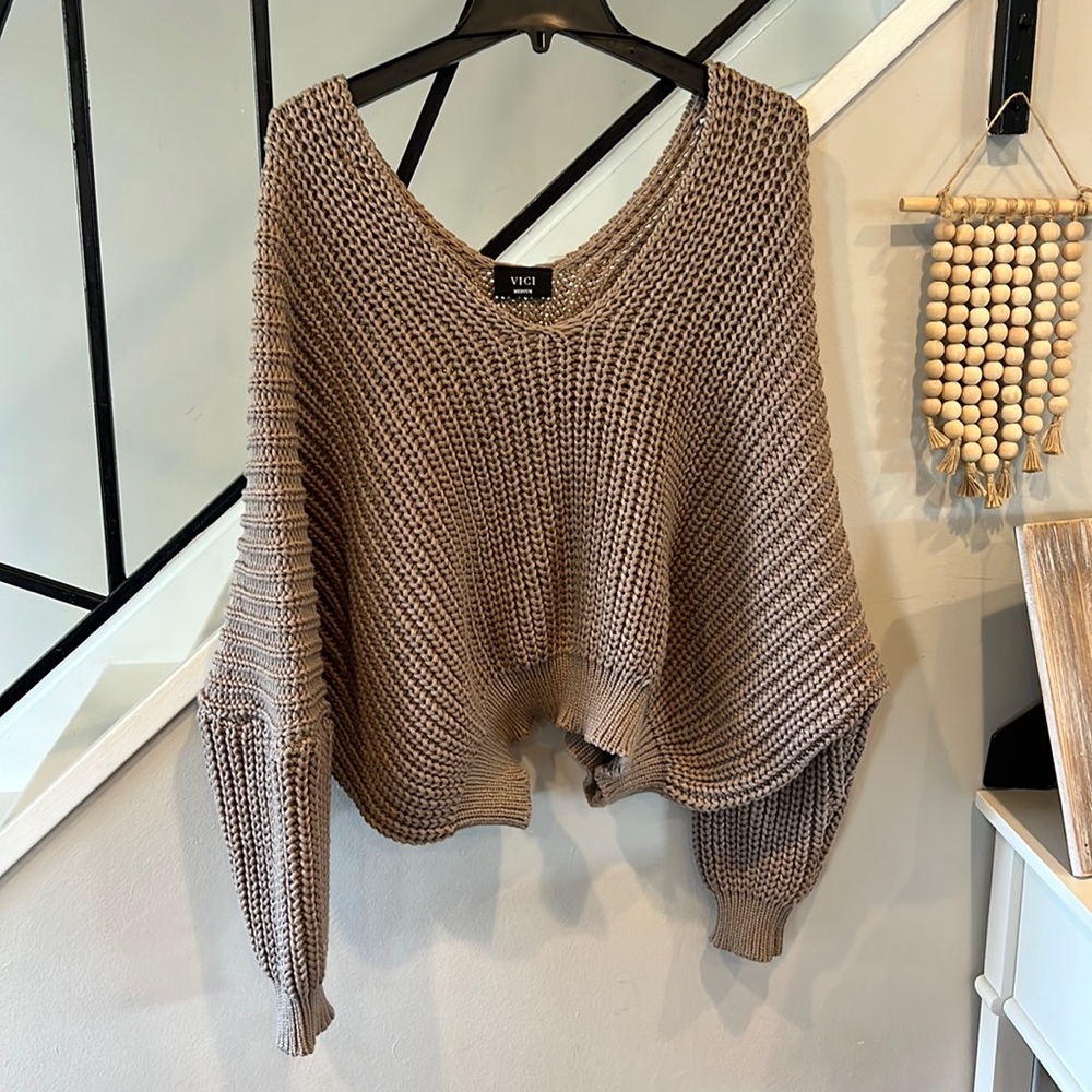 Vici- sweater